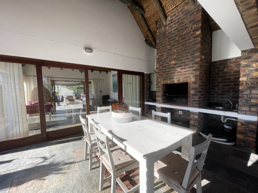 3 Bedroom Property for Sale in Meedingsride Western Cape
